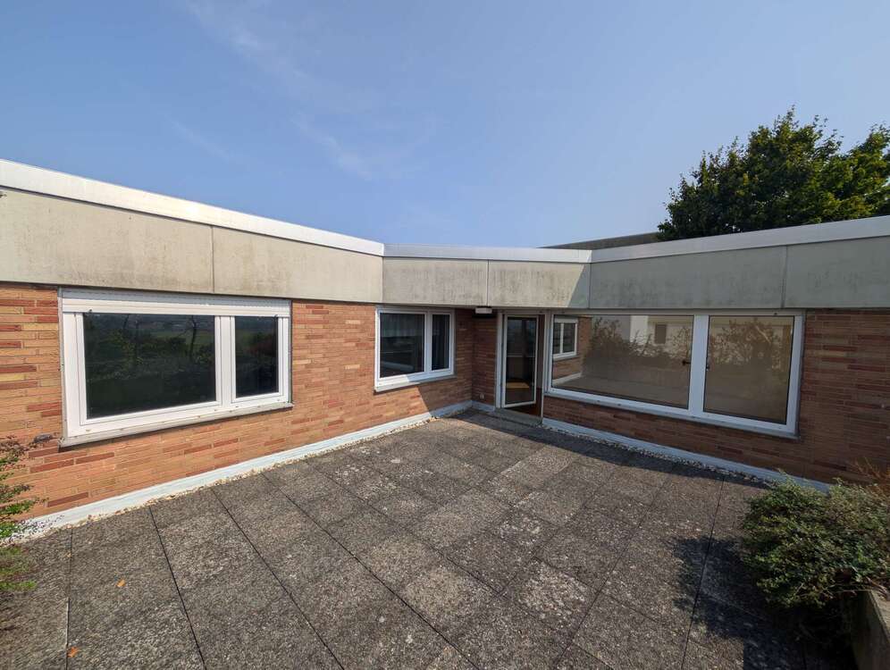 Thumbnail-Wohnung zum Kaufen in Kassel 199.000,00 € 137 m²