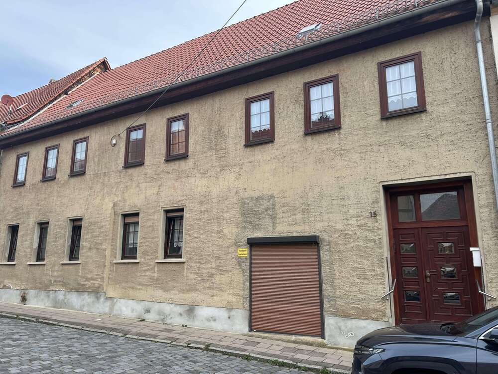 Thumbnail-Haus zum Kaufen in Buttstädt 175.000,00 € 326 m²