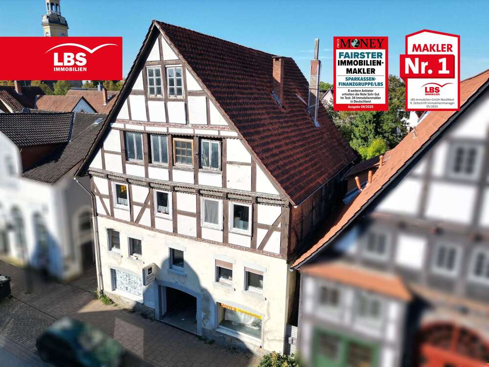 Thumbnail-Haus zum Kaufen in Rinteln 110.000,00 € 200 m²