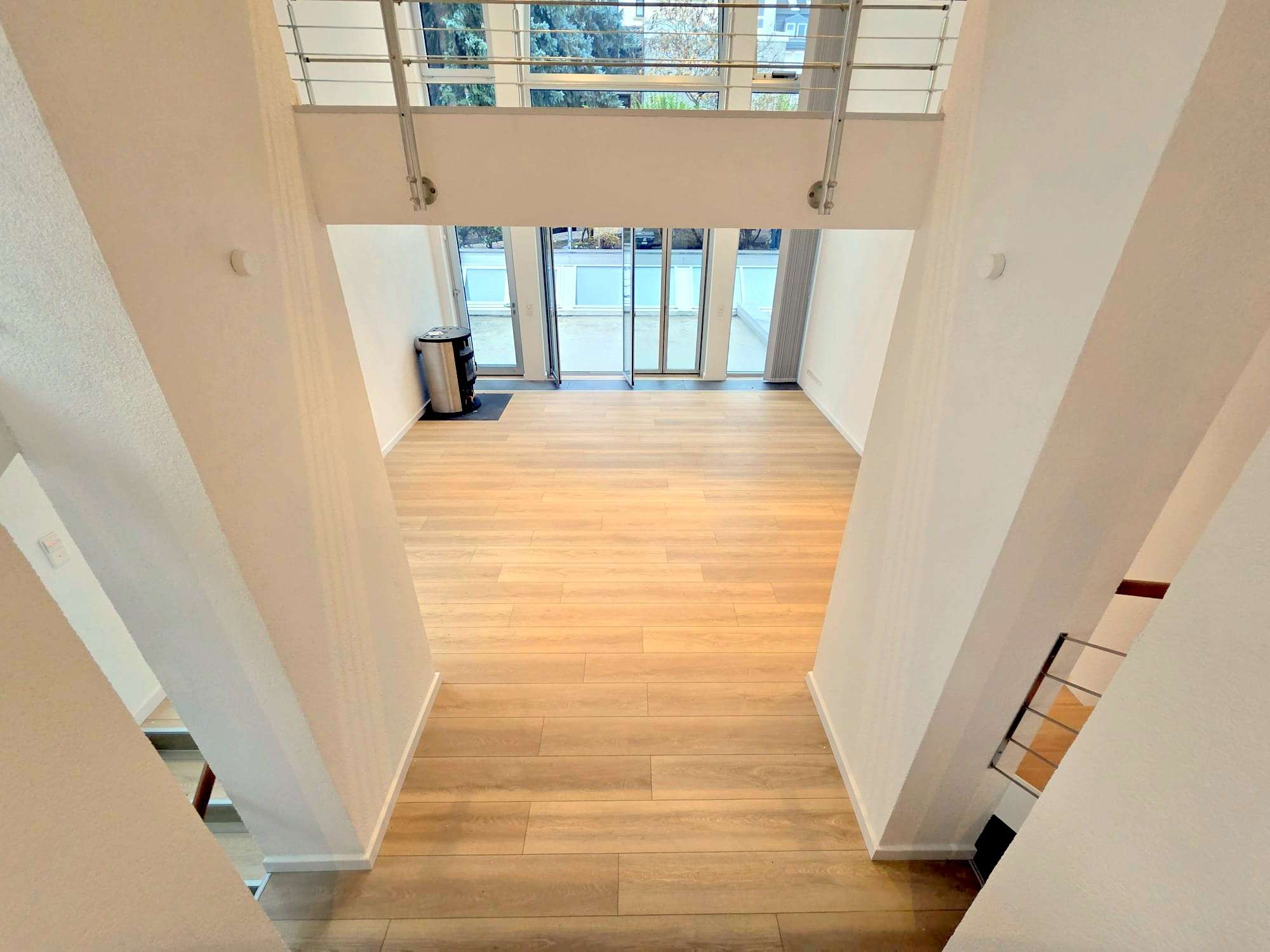 Thumbnail-Haus zum Mieten in Frankfurt-Oberrad 2.500,00 € 250 m²