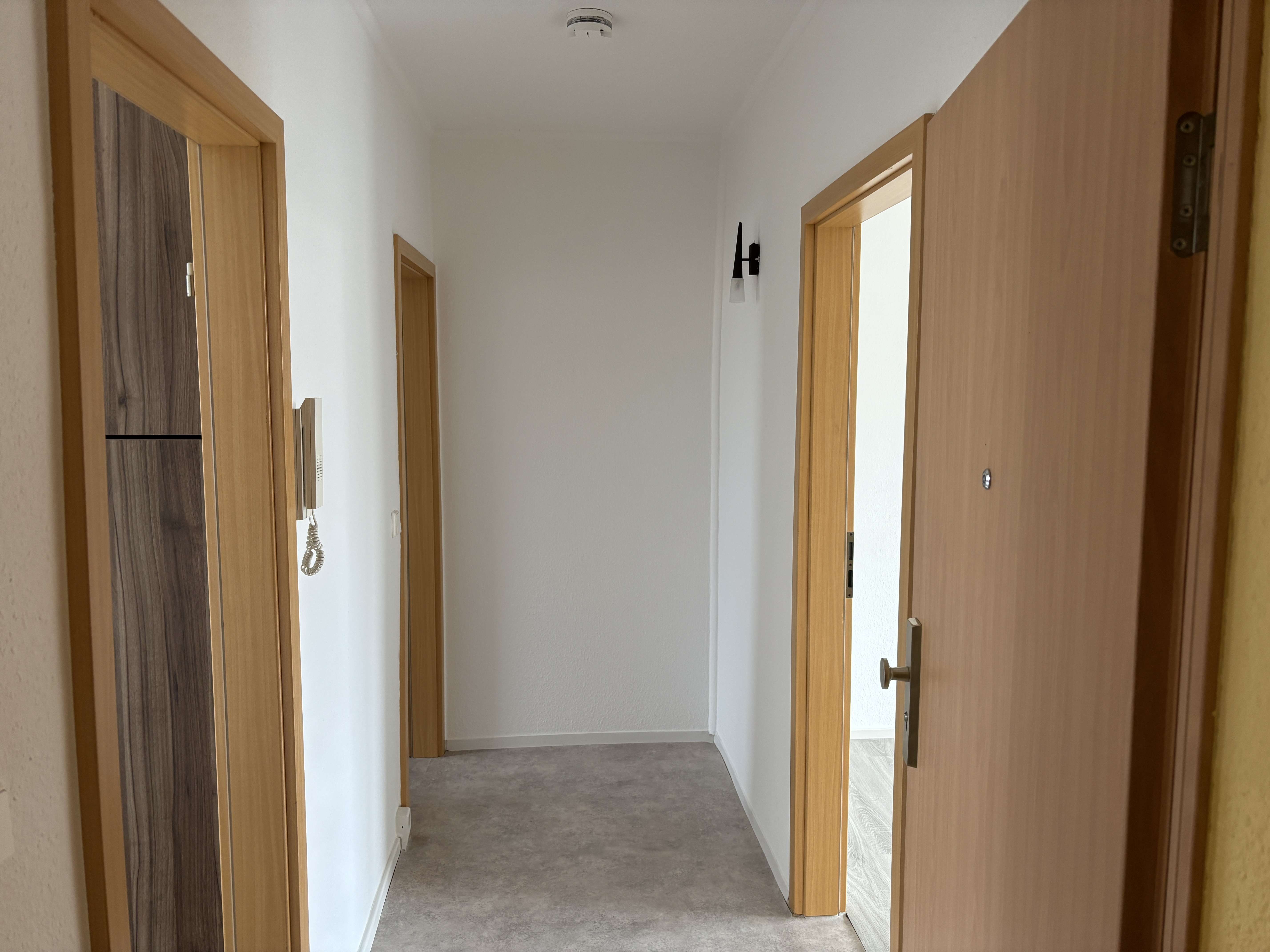 Thumbnail-Wohnung zum Mieten in Querfurt 210,00 € 33.14 m²