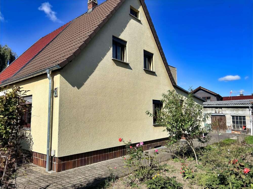 Thumbnail-Haus zum Kaufen in Buttstädt 79.000,00 € 92 m²