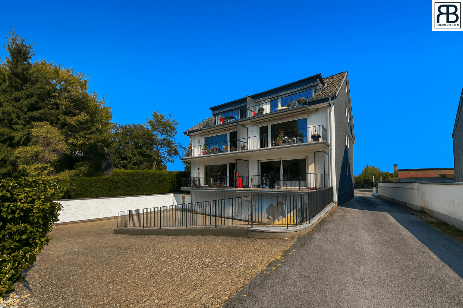 Thumbnail-Wohnung zum Kaufen in Düsseldorf 249.000,00 € 75 m²