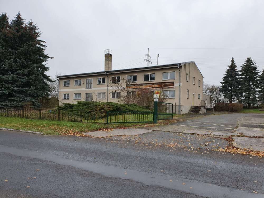 Thumbnail-Grundstück in Pinnow 90.000,00 € 2292 m²