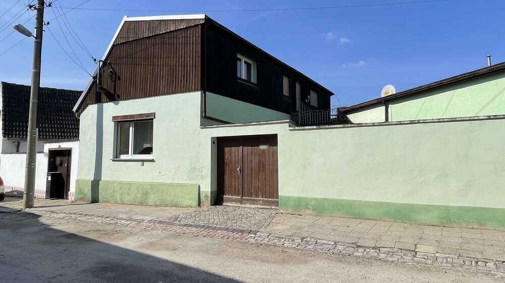 Thumbnail-Haus zum Kaufen in Könnern 62.000,00 € 90 m²