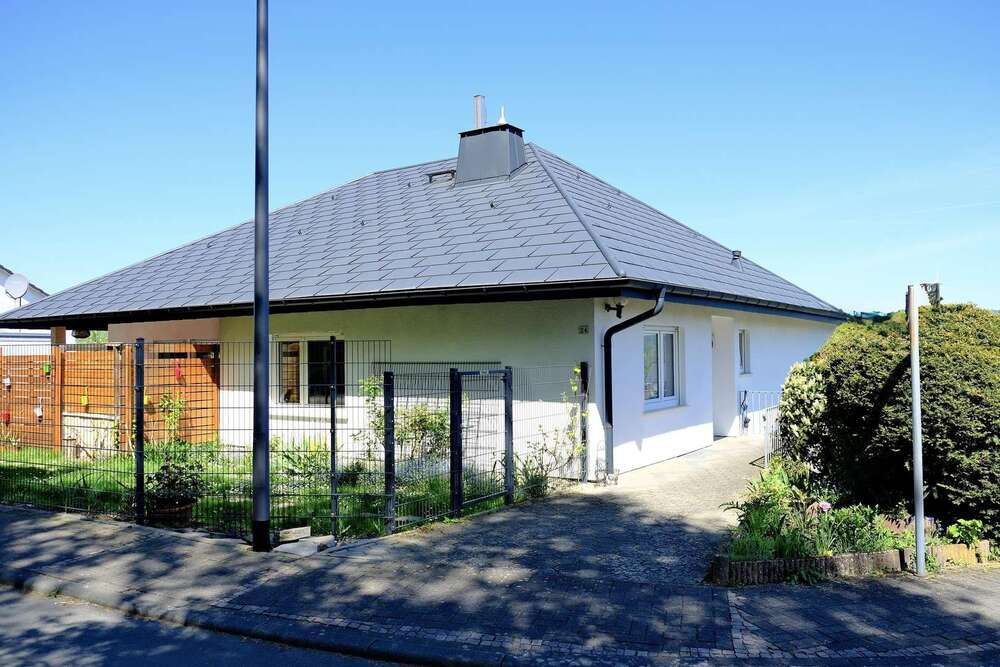 Thumbnail-Haus zum Kaufen in Löhnberg 550.000,00 € 200 m²