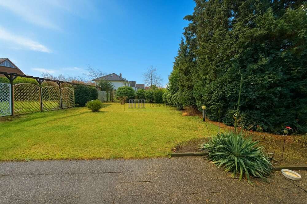 Thumbnail-Haus zum Kaufen in Barsbüttel 899.000,00 € 280.71 m²