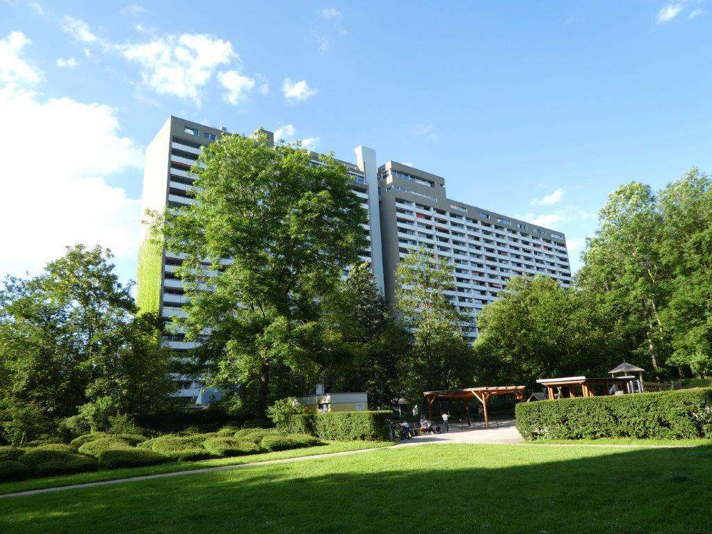 Thumbnail-Wohnung zum Mieten in Stuttgart 1.040,00 € 90 m²