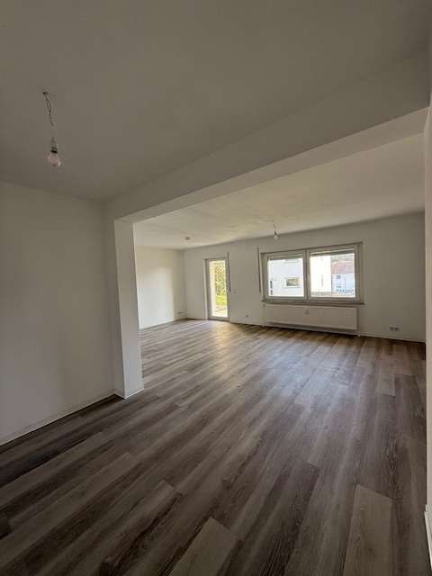 Thumbnail-Haus zum Mieten in Binsfeld 1.320,00 € 133 m²