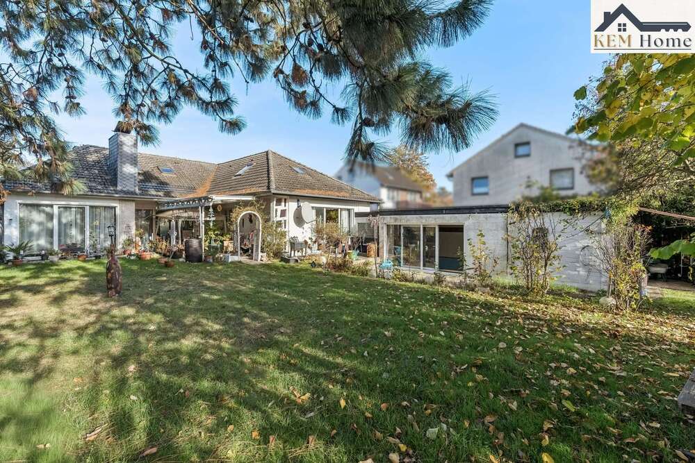 Thumbnail-Haus zum Kaufen in Stolzenau 235.000,00 € 230 m²