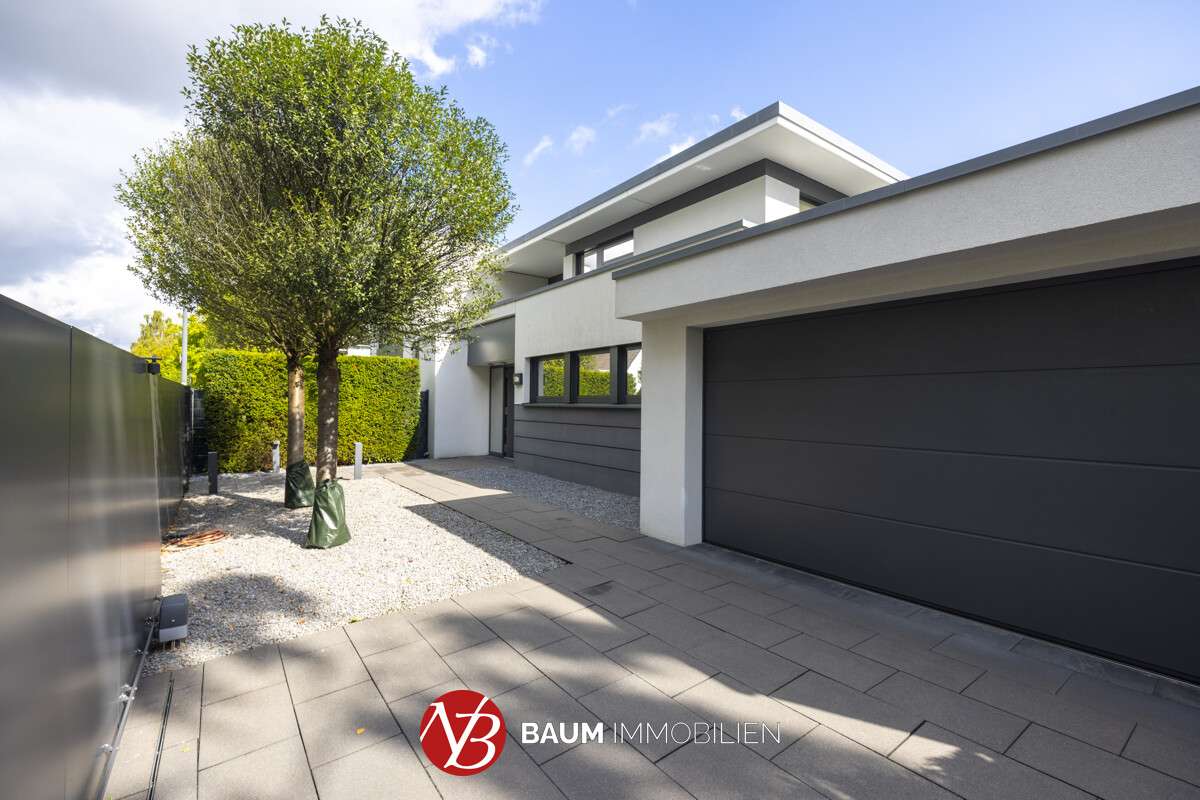 Thumbnail-Haus zum Kaufen in Meerbusch 2.950.000,00 € 351.82 m²