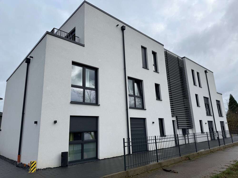 Thumbnail-Wohnung zum Mieten in Isernhagen 1.735,00 € 114 m²