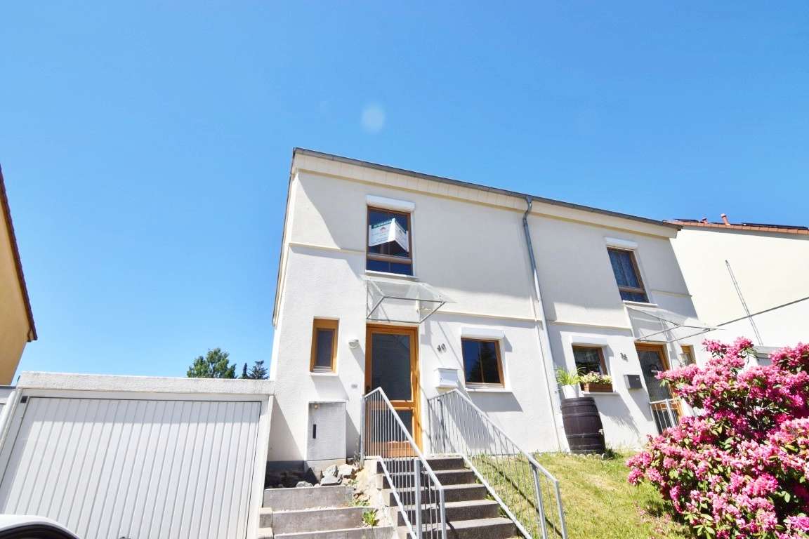 Thumbnail-Haus zum Kaufen in Zwickau 255.000,00 € 116.37 m²