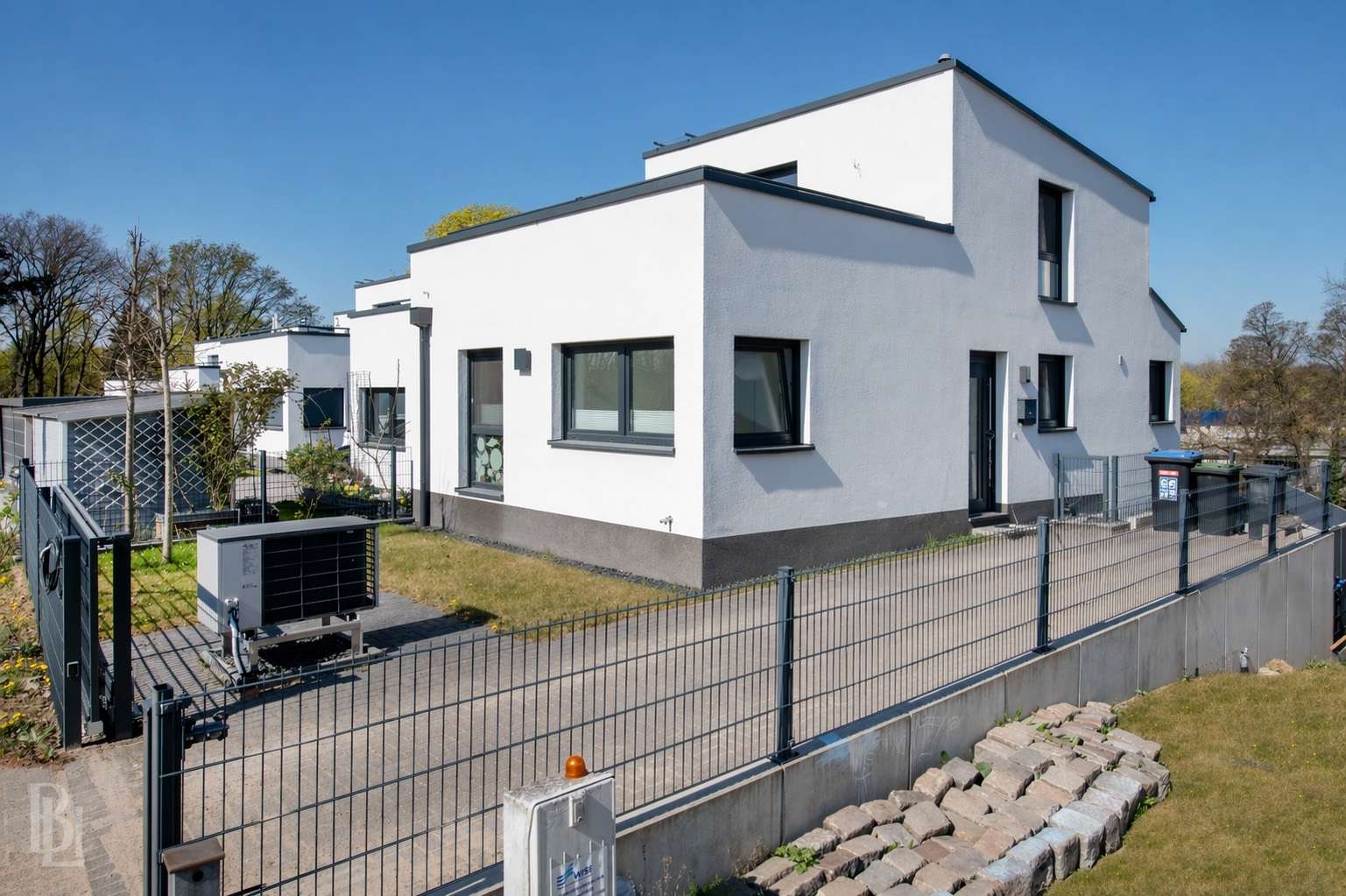 Thumbnail-Haus zum Kaufen in Woltersdorf 860.000,00 € 191 m²