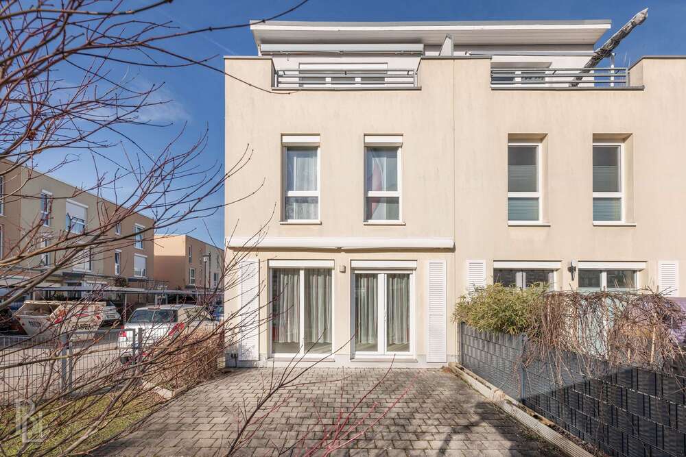 Thumbnail-Haus zum Kaufen in Berlin 680.000,00 € 140 m²