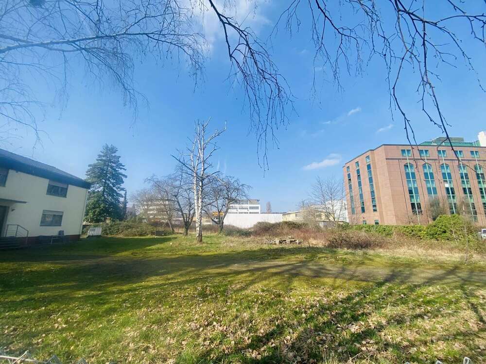 Thumbnail-Grundstück in Frankfurt am Main Bergen-Enkheim 2.290.000,00 € 4487 m²