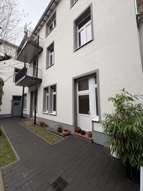 Thumbnail-Büro in Frankfurt am Main 1.995,00 € 96.51 m²