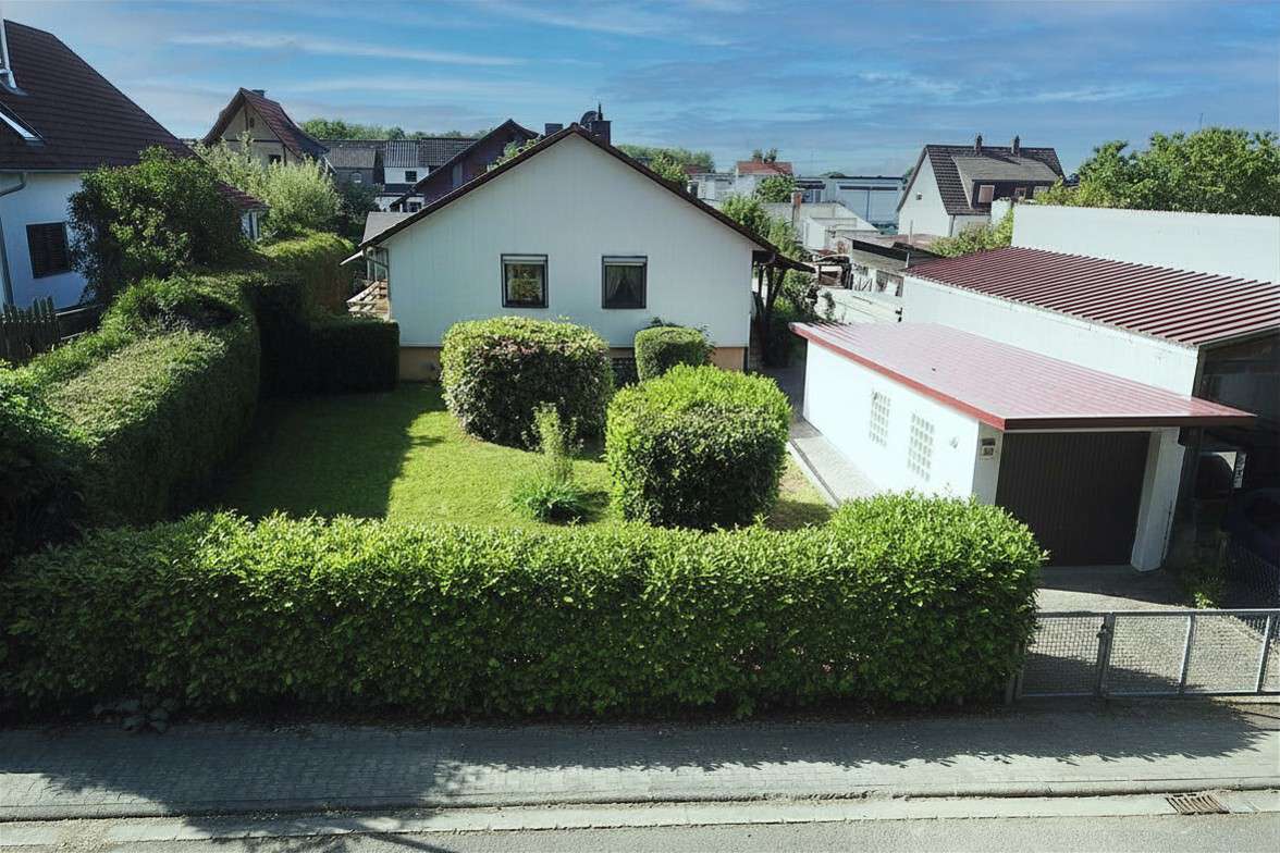 Thumbnail-Haus zum Kaufen in Wächtersbach 250.000,00 € 90 m²