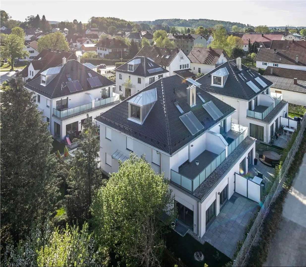 Thumbnail-Haus zum Kaufen in Gilching 1.050.000,00 € 161 m²