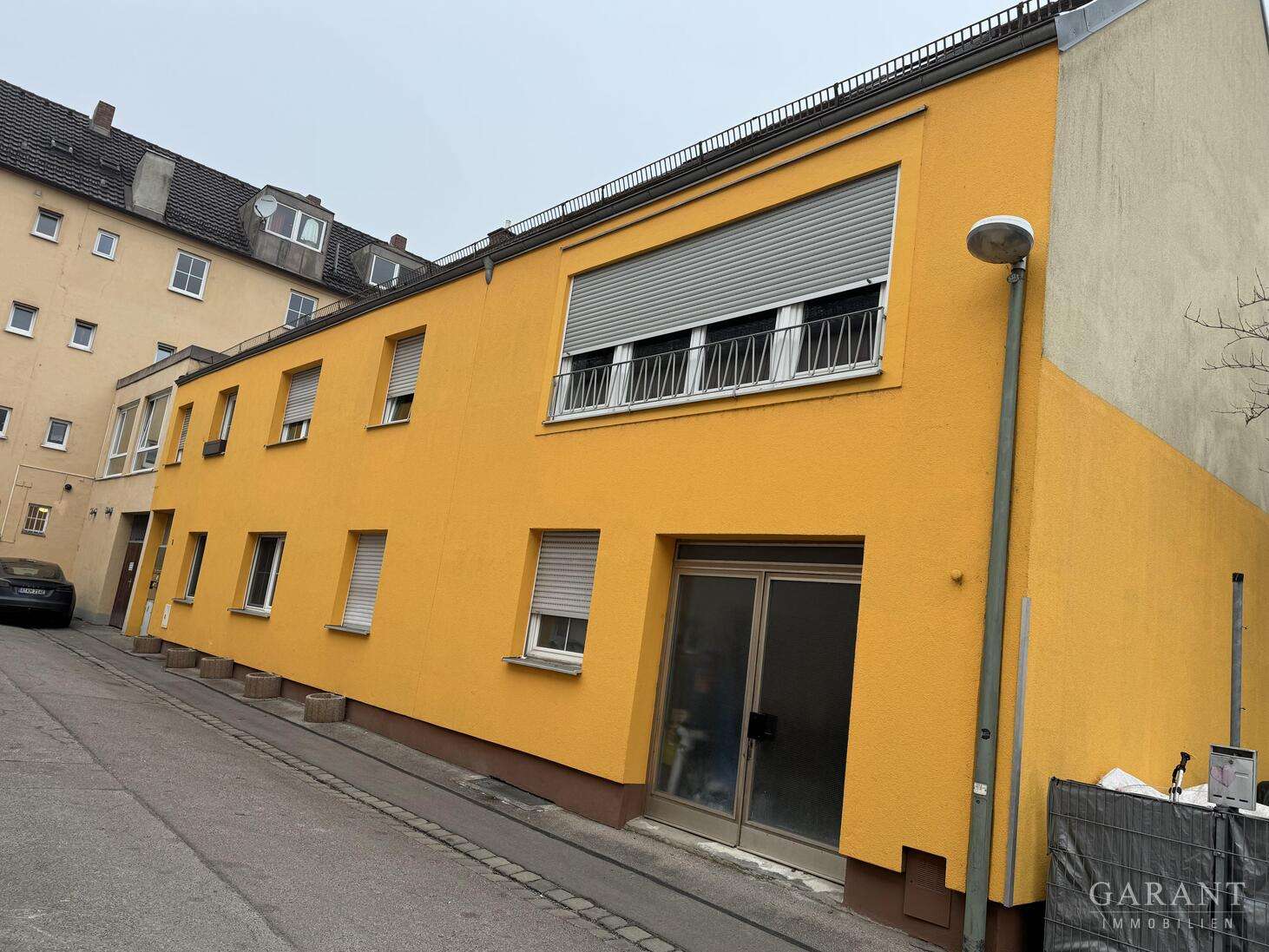 Thumbnail-Haus zum Kaufen in Augsburg 990.000,00 € 280 m²