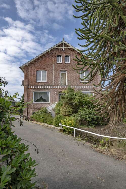Thumbnail-Haus zum Kaufen in Grünendeich 1.650.000,00 € 351 m²