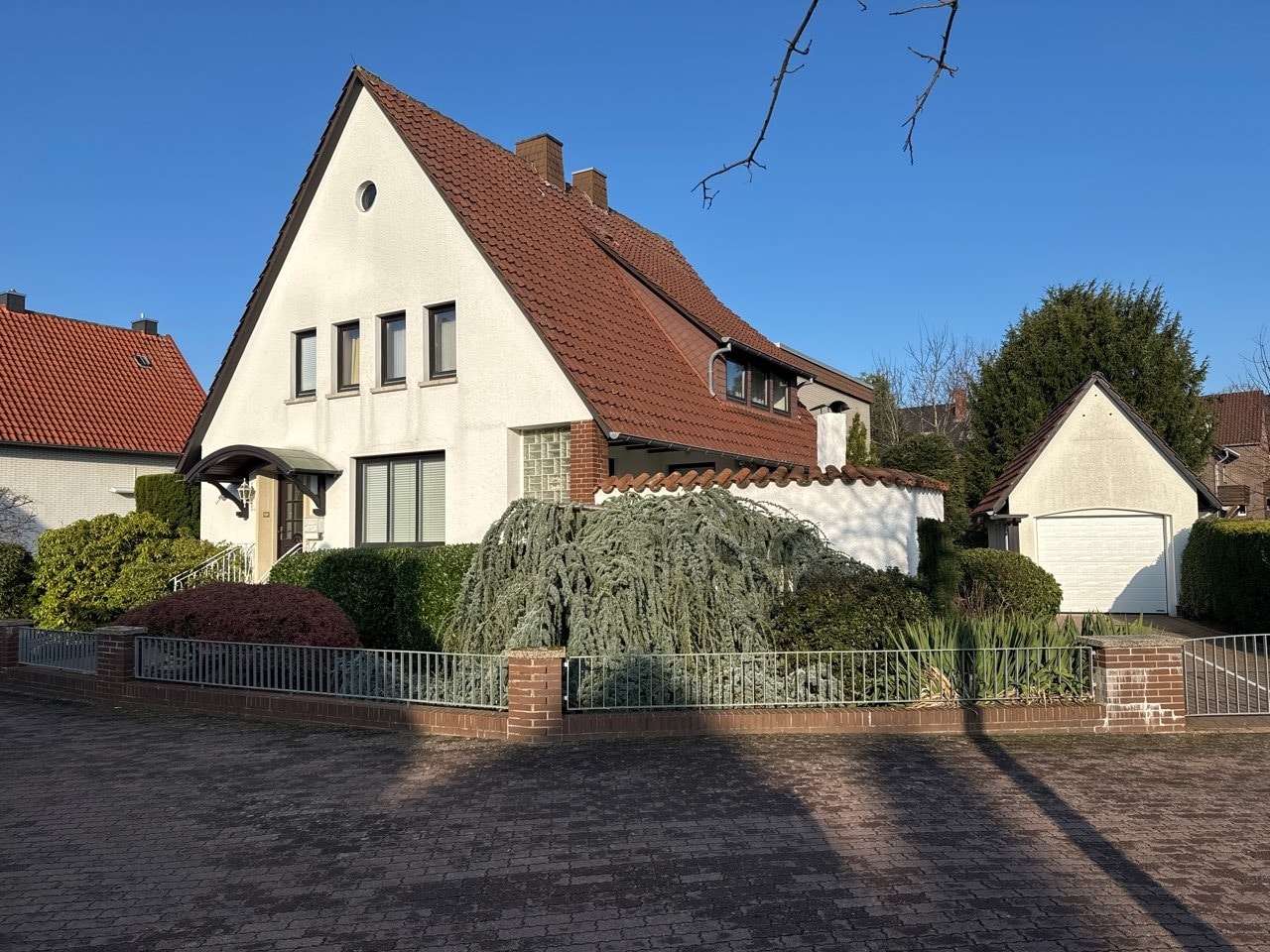 Thumbnail-Haus zum Kaufen in Stadthagen 300.000,00 € 233 m²