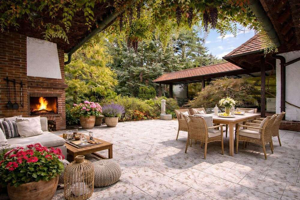 Thumbnail-Haus zum Mieten in Zirndorf 2.790,00 € 308 m²