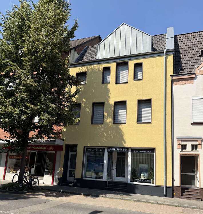 Thumbnail-Haus zum Kaufen in Mönchengladbach 275.000,00 € 211 m²
