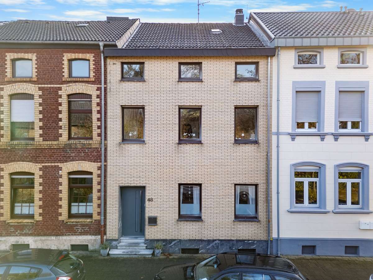 Thumbnail-Haus zum Kaufen in Aachen Nirm 345.000,00 € 143 m²