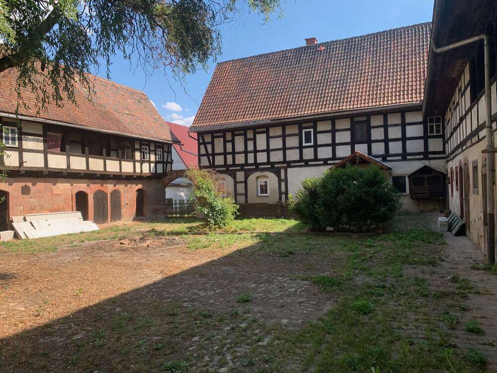 Thumbnail-Haus zum Kaufen in Frohburg 295.000,00 € 1060 m²