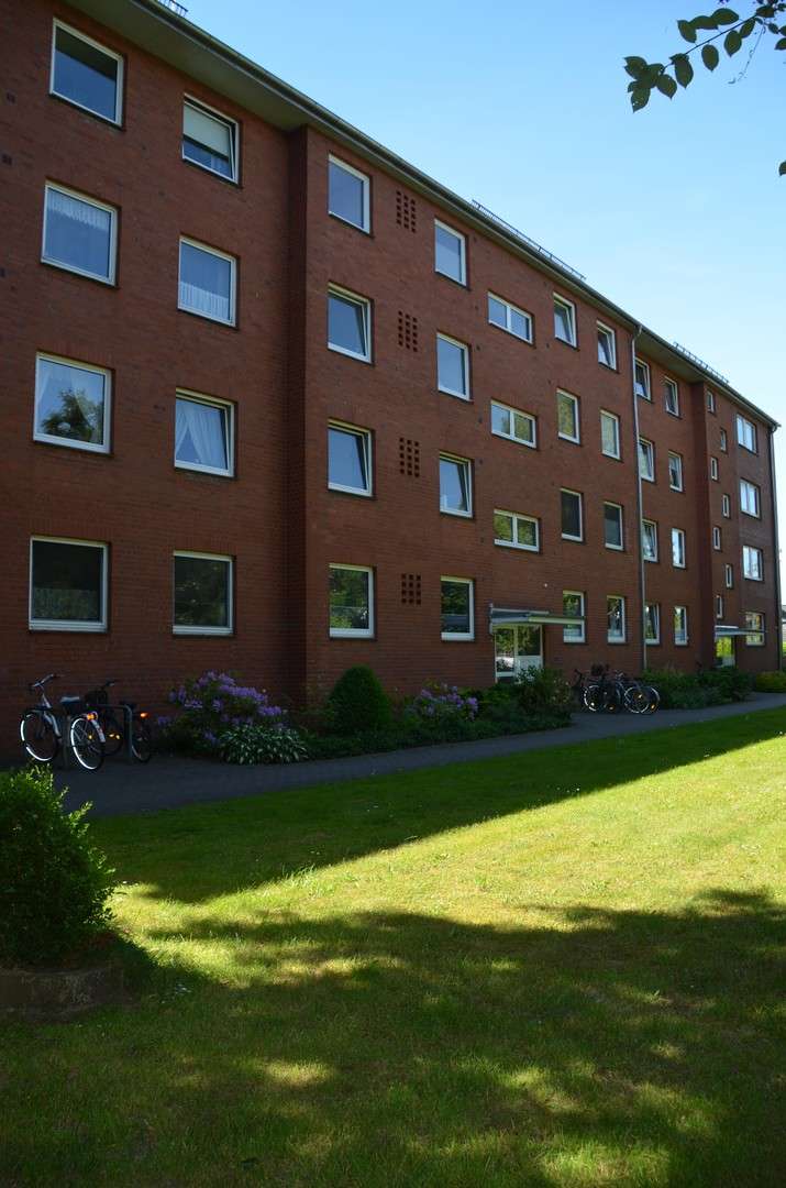 Thumbnail-Wohnung zum Kaufen in Lübeck 219.000,00 € 64 m²