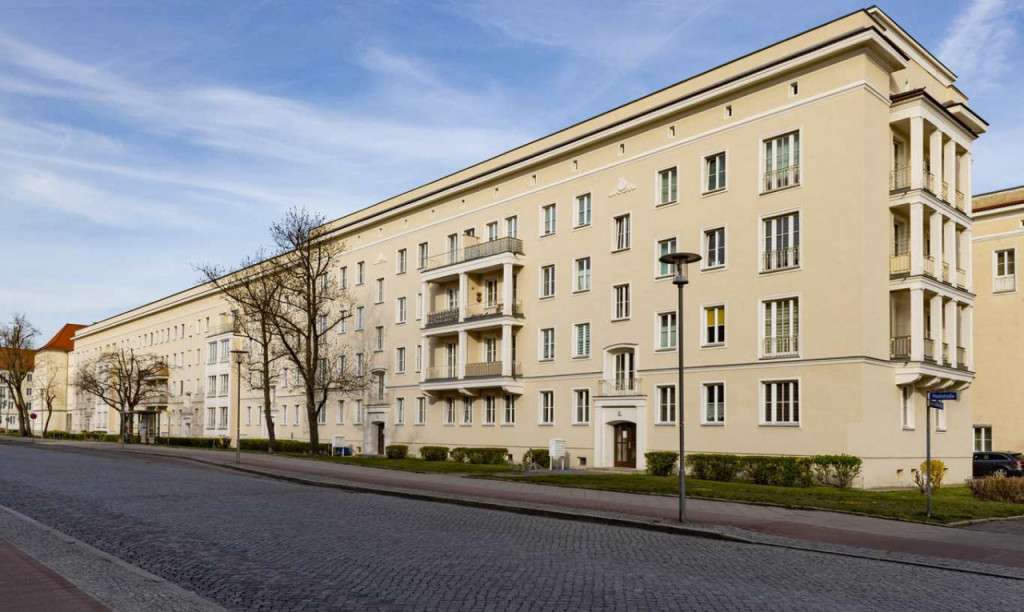 Thumbnail-Wohnung zum Mieten in Eisenhüttenstadt 340,00 € 53.48 m²