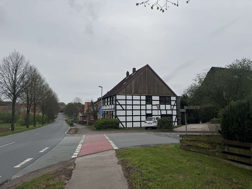 Thumbnail-Haus zum Kaufen in Bad Münder 195.000,00 € 300 m²