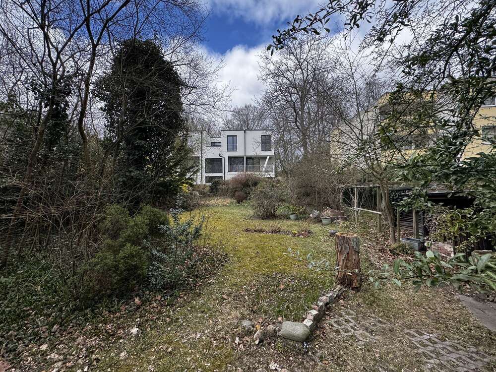 Thumbnail-Grundstück zu verkaufen in Berlin 450.000,00 € 646 m²