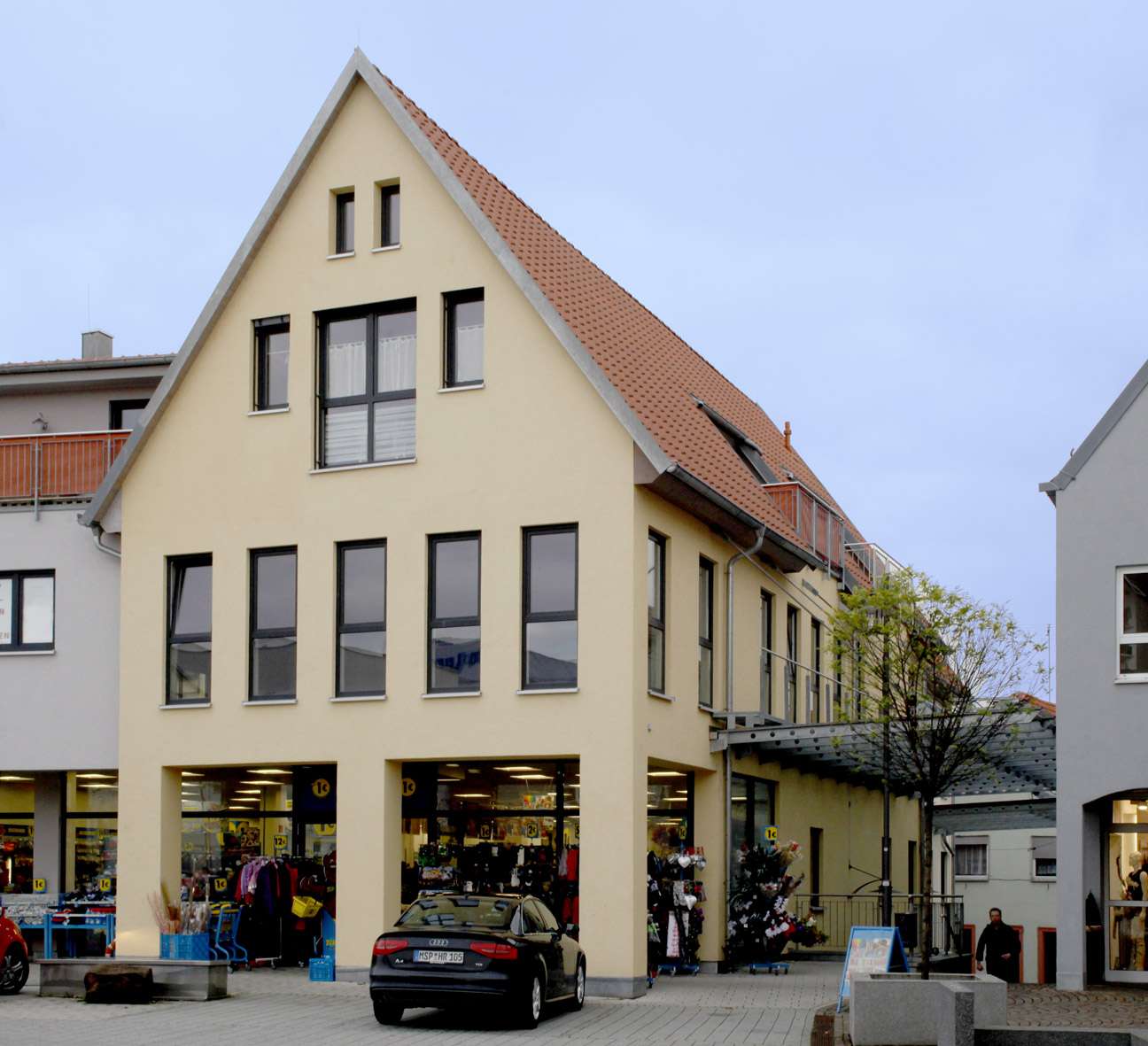 Thumbnail-Wohnung zum Kaufen in Marktheidenfeld 425.000,00 € 284 m²