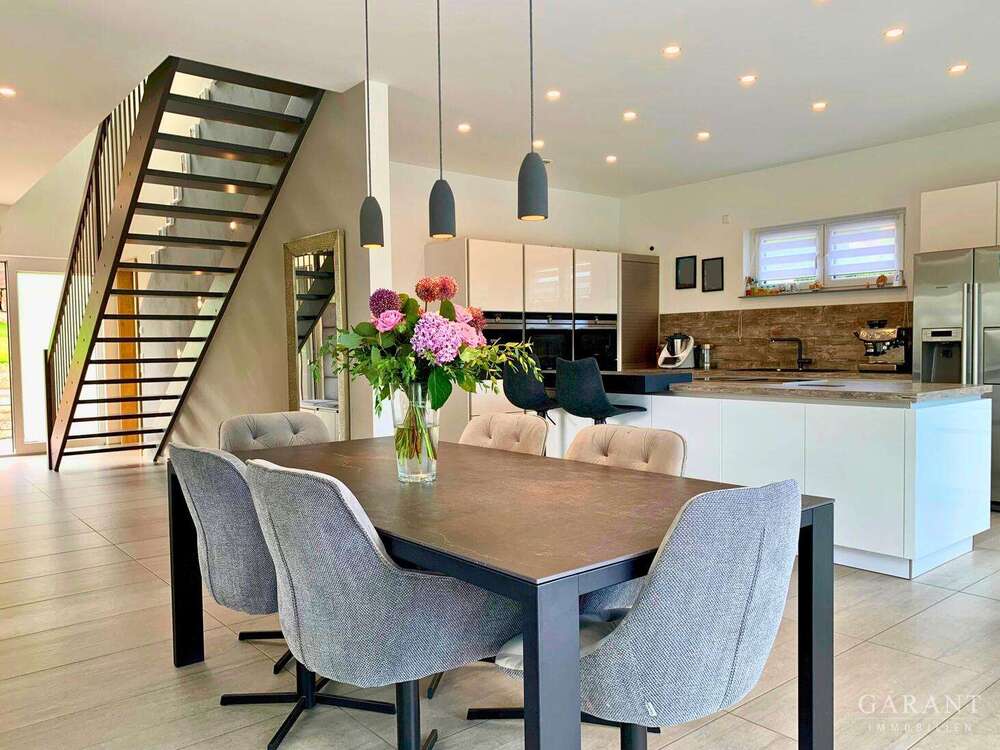 Thumbnail-Haus zum Kaufen in Nürnberg 1.495.000,00 € 213 m²