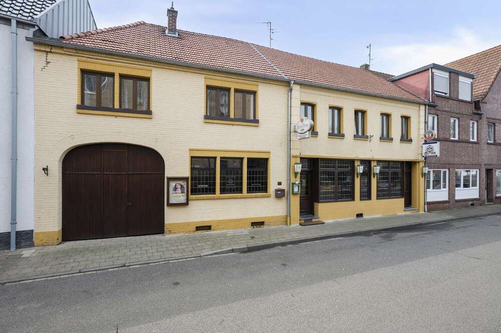 Thumbnail-Haus zum Kaufen in Selfkant Höngen 349.000,00 € 357 m²