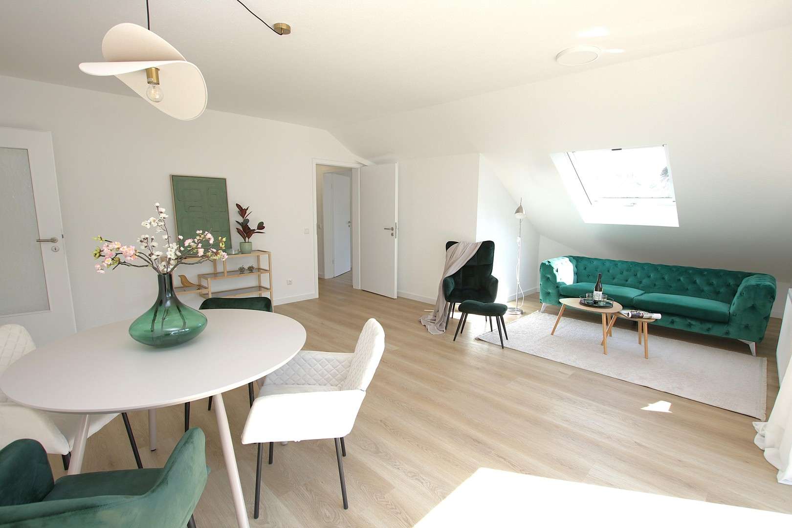 Thumbnail-Wohnung zum Kaufen in Marburg - Marbach 339.000,00 € 87 m²