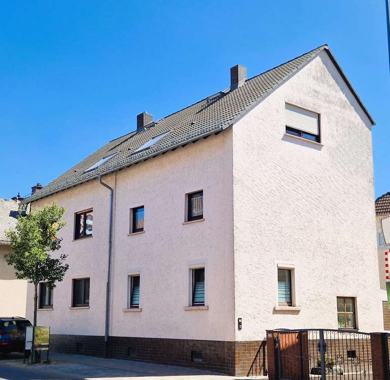 Thumbnail-Haus zum Kaufen in Steinbach 1.080.000,00 € 302 m²