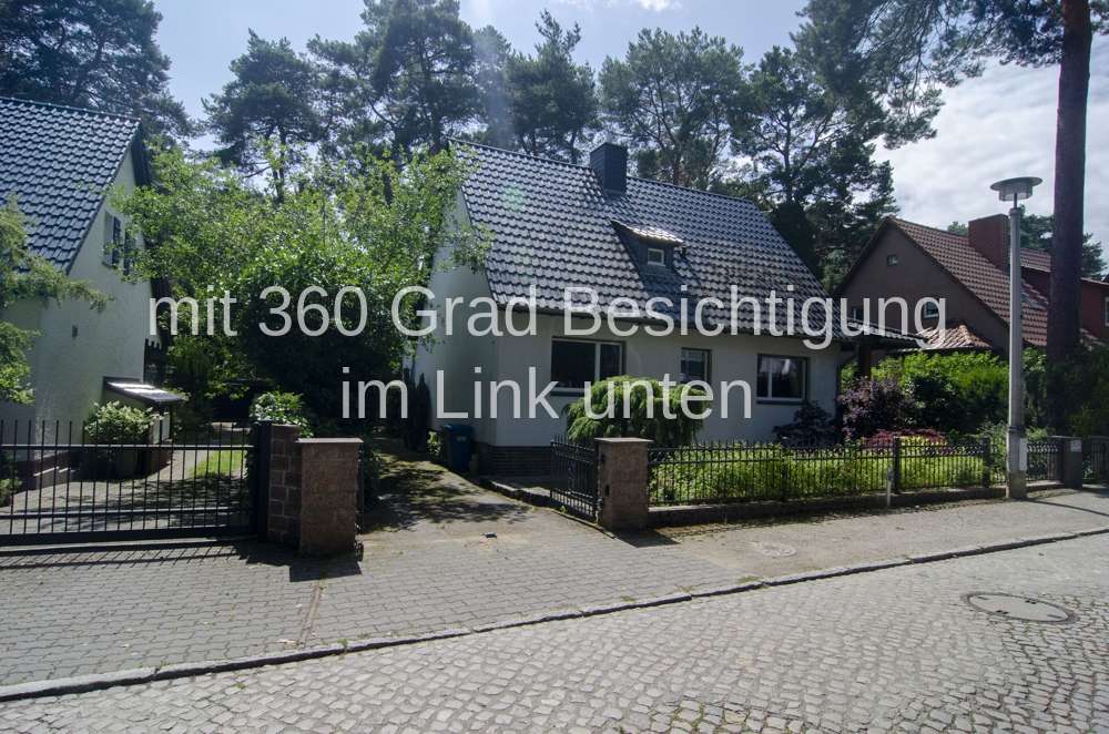 Thumbnail-Haus zum Kaufen in Kleinmachnow 900.000,00 € 145.55 m²