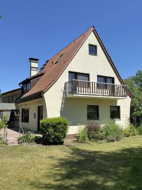 Thumbnail-Haus zum Kaufen in Berlin 980.000,00 € 140 m²