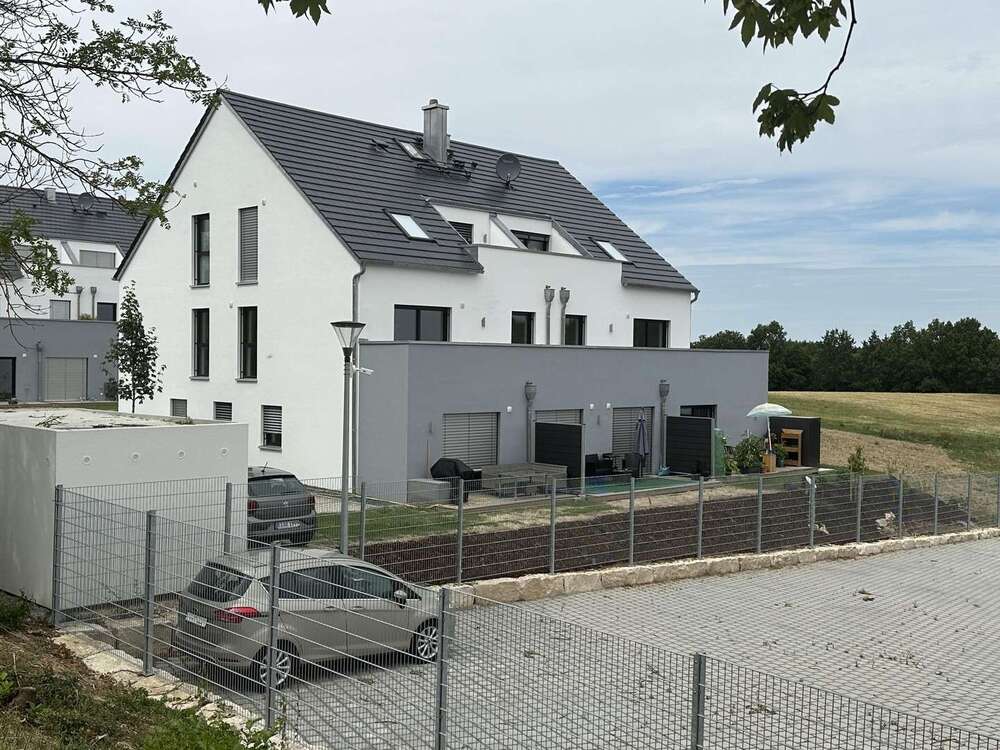 Thumbnail-Wohnung zum Kaufen in Nittendorf 350.000,00 € 62 m²