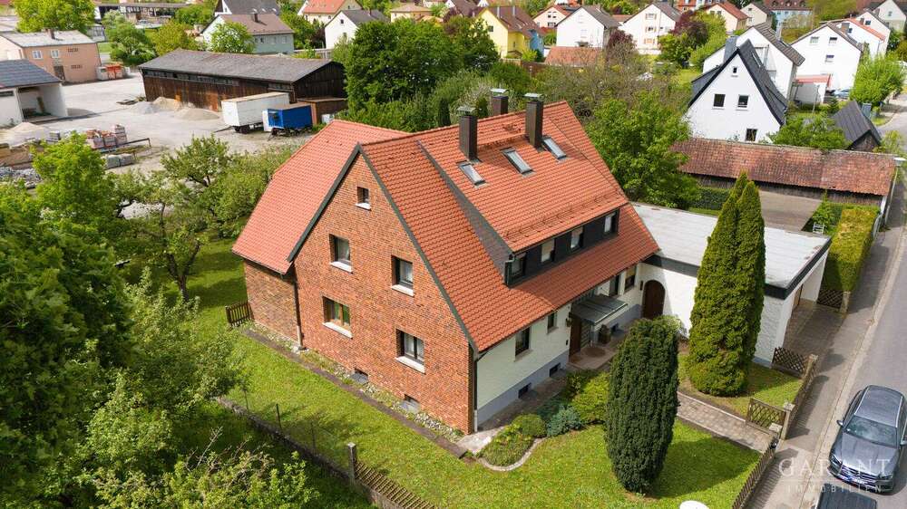 Thumbnail-Haus zum Kaufen in Markt Bibart 589.000,00 € 235 m²