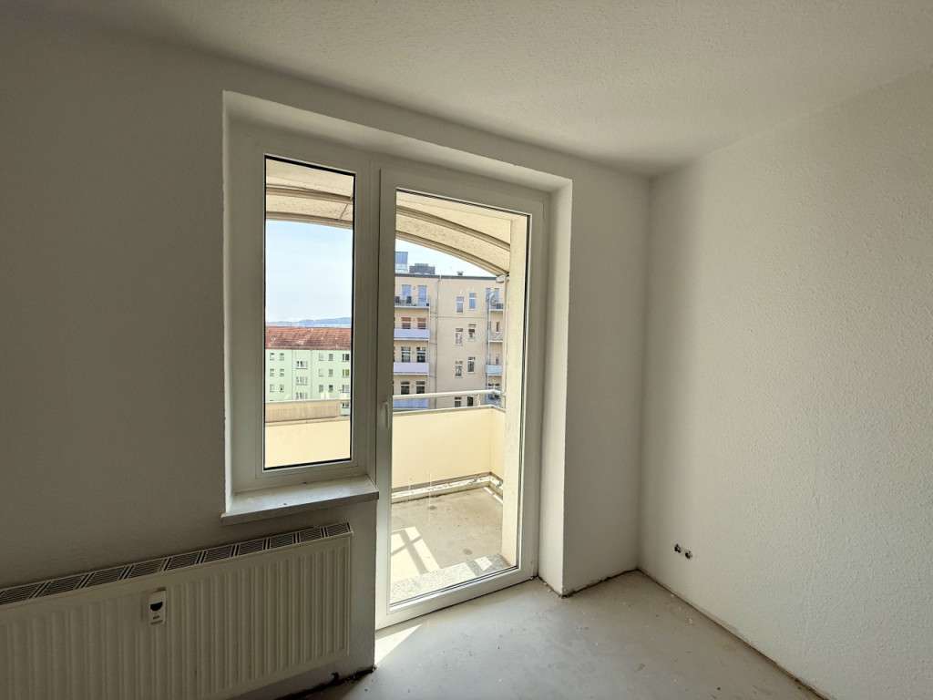Thumbnail-Wohnung zum Mieten in Plauen 278,10 € 49.66 m²