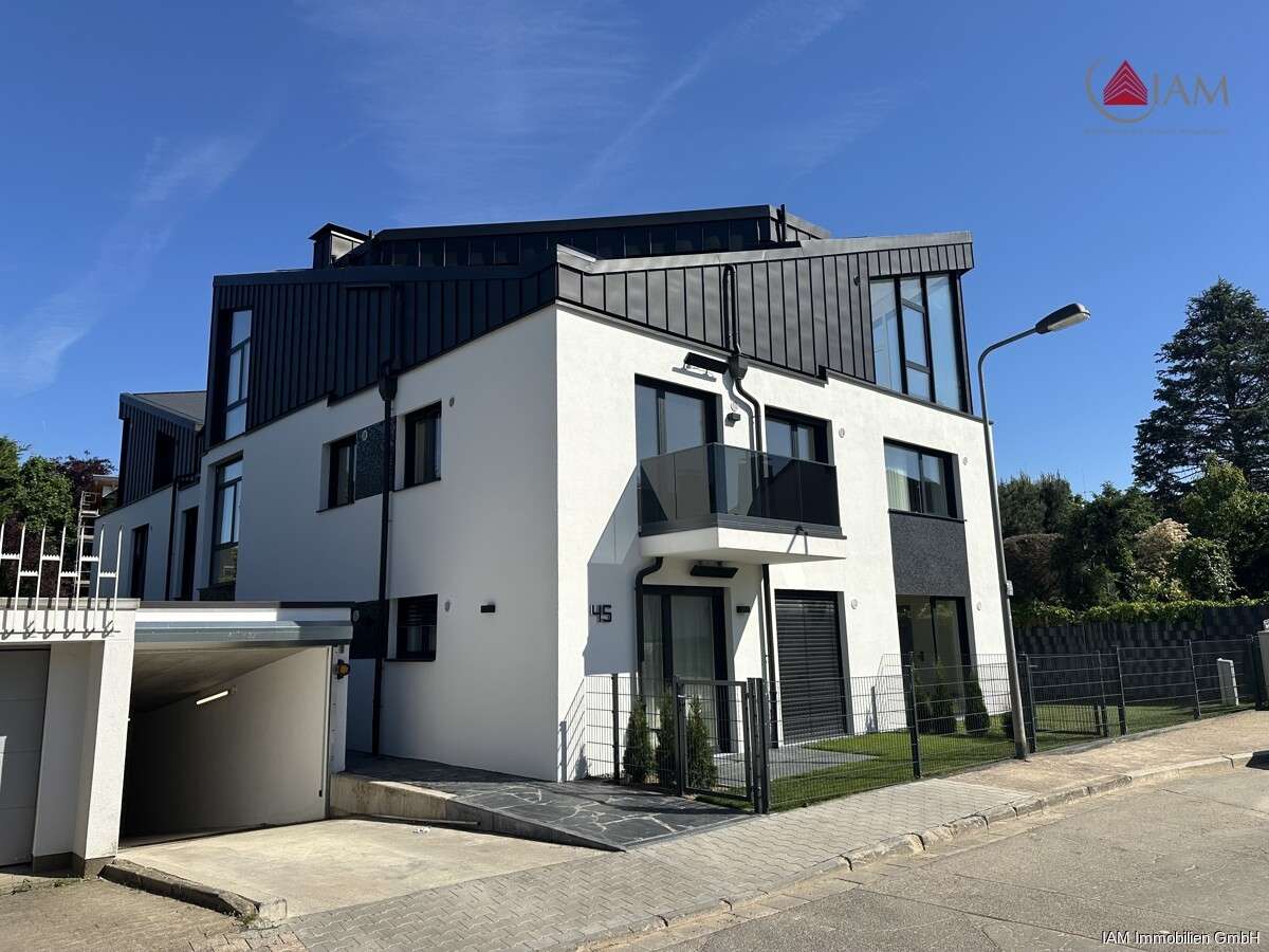 Thumbnail-Wohnung zum Mieten in Frankfurt am Main Sachsenhausen 2.340,00 € 90.52 m²