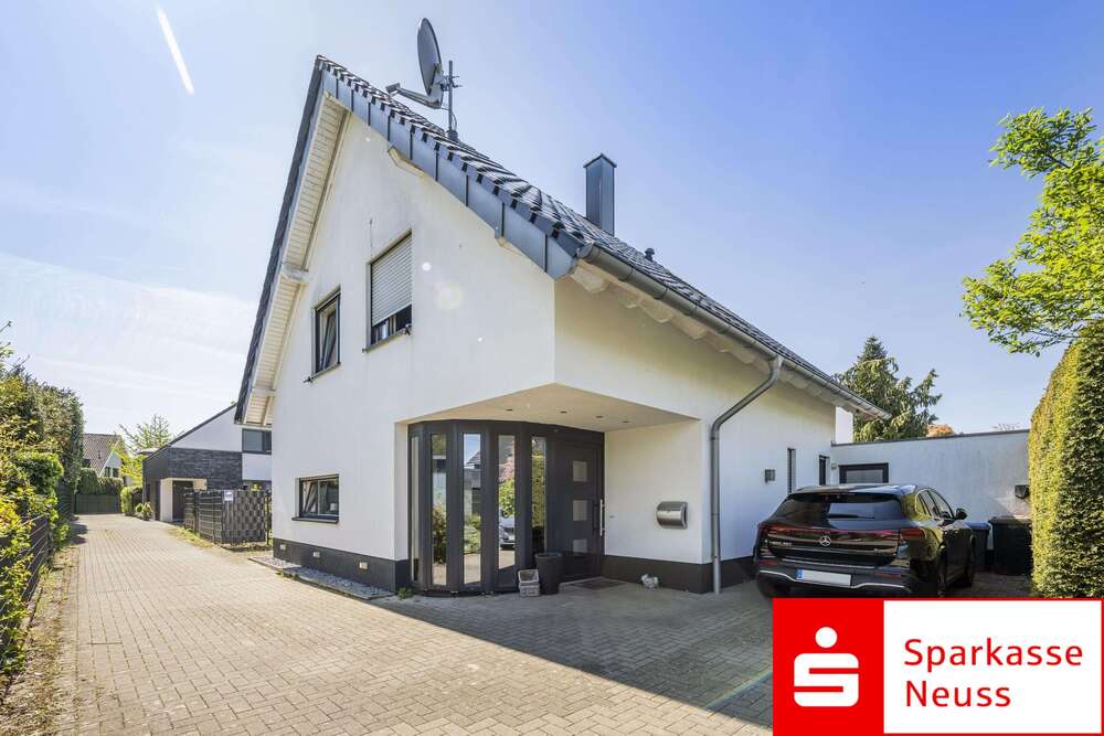 Thumbnail-Haus zum Kaufen in Kaarst 699.000,00 € 157.01 m²