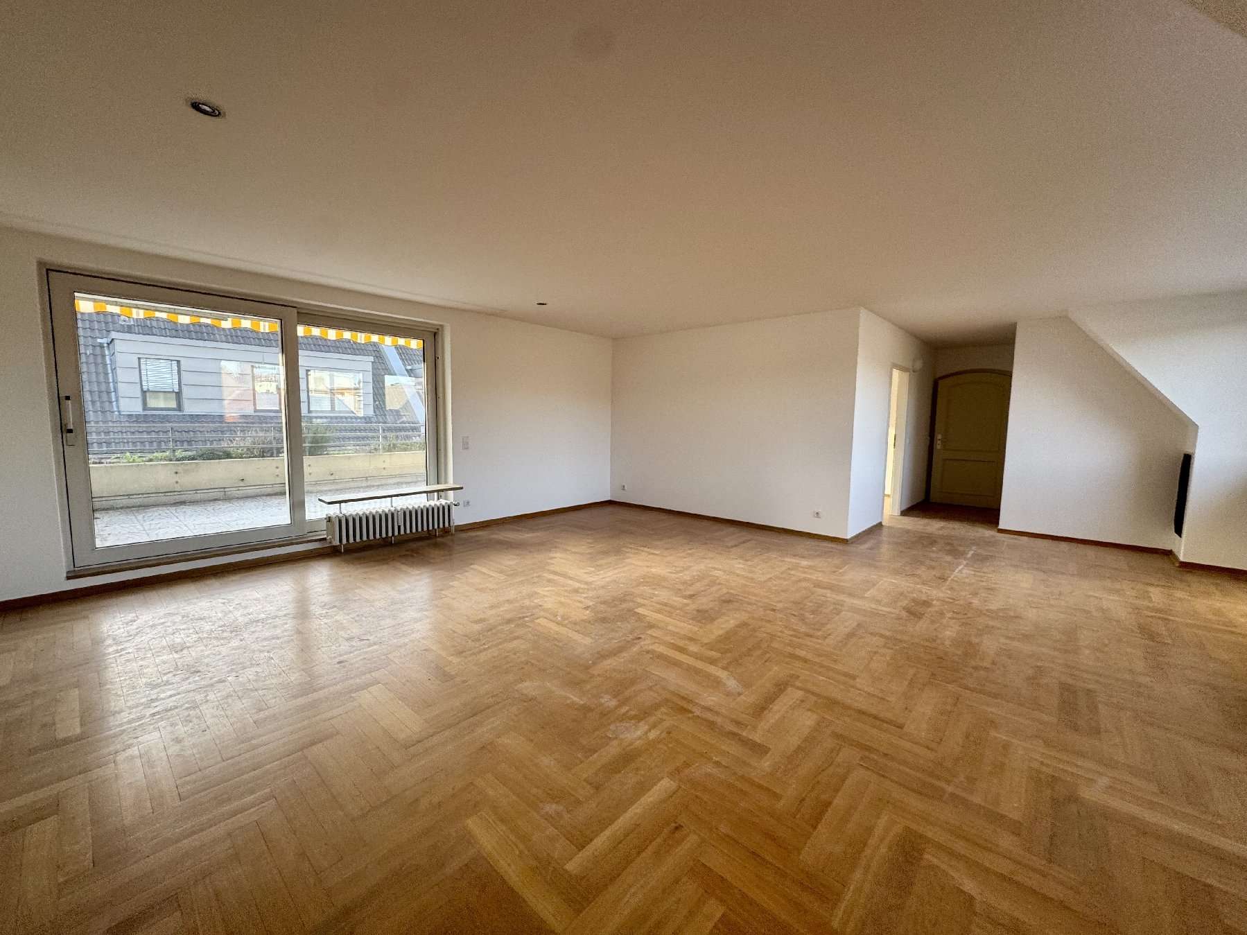 Thumbnail-Wohnung zum Mieten in Köln 2.600,00 € 130 m²
