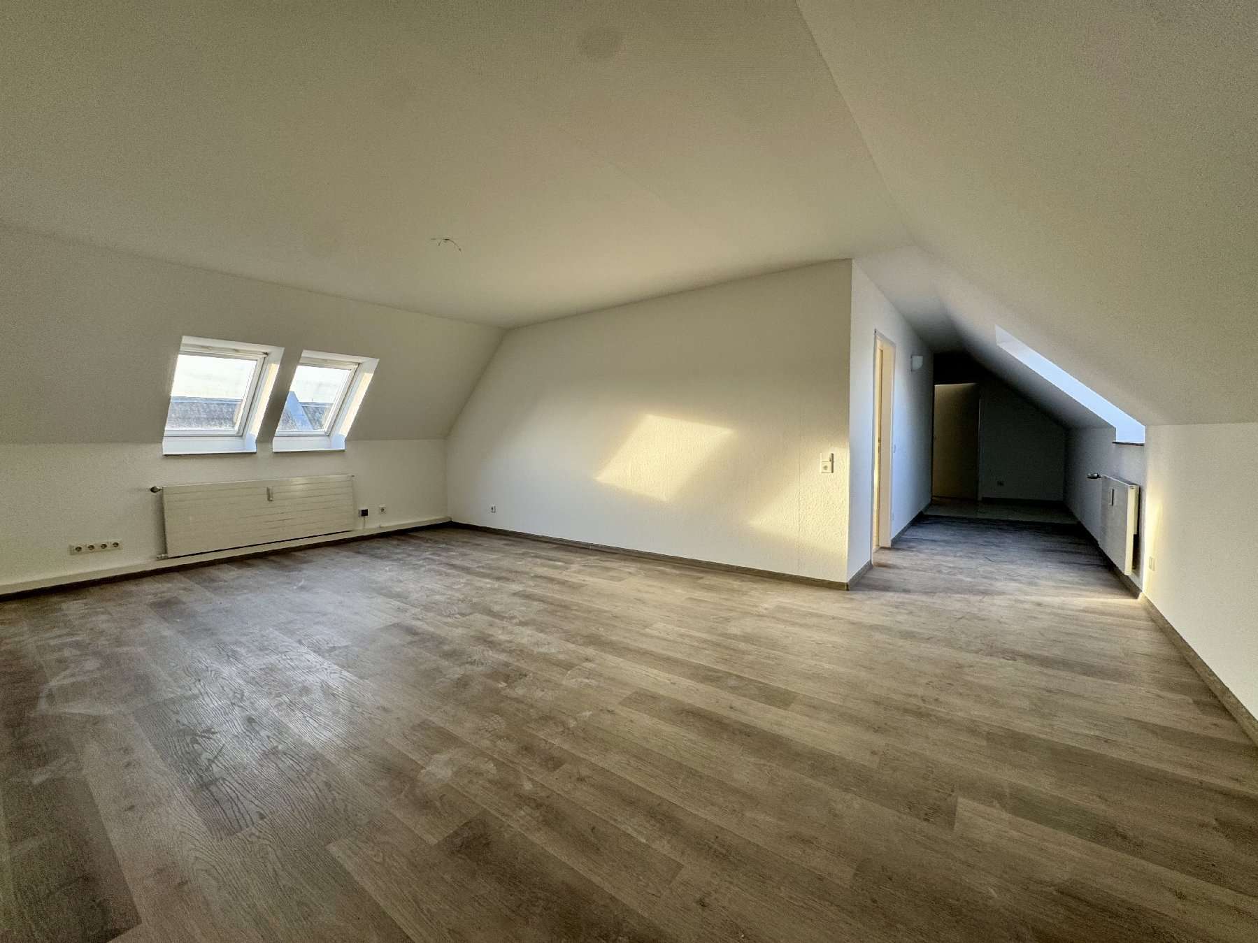 Thumbnail-Wohnung zum Mieten in Köln 2.200,00 € 110 m²