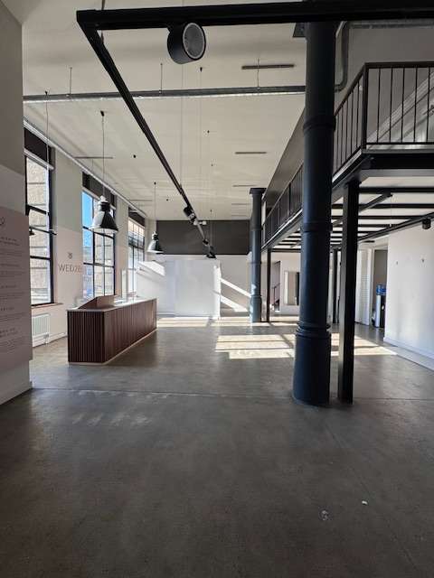 Thumbnail-Einzelhandel in Leipzig 3.900,00 € 297.6 m²