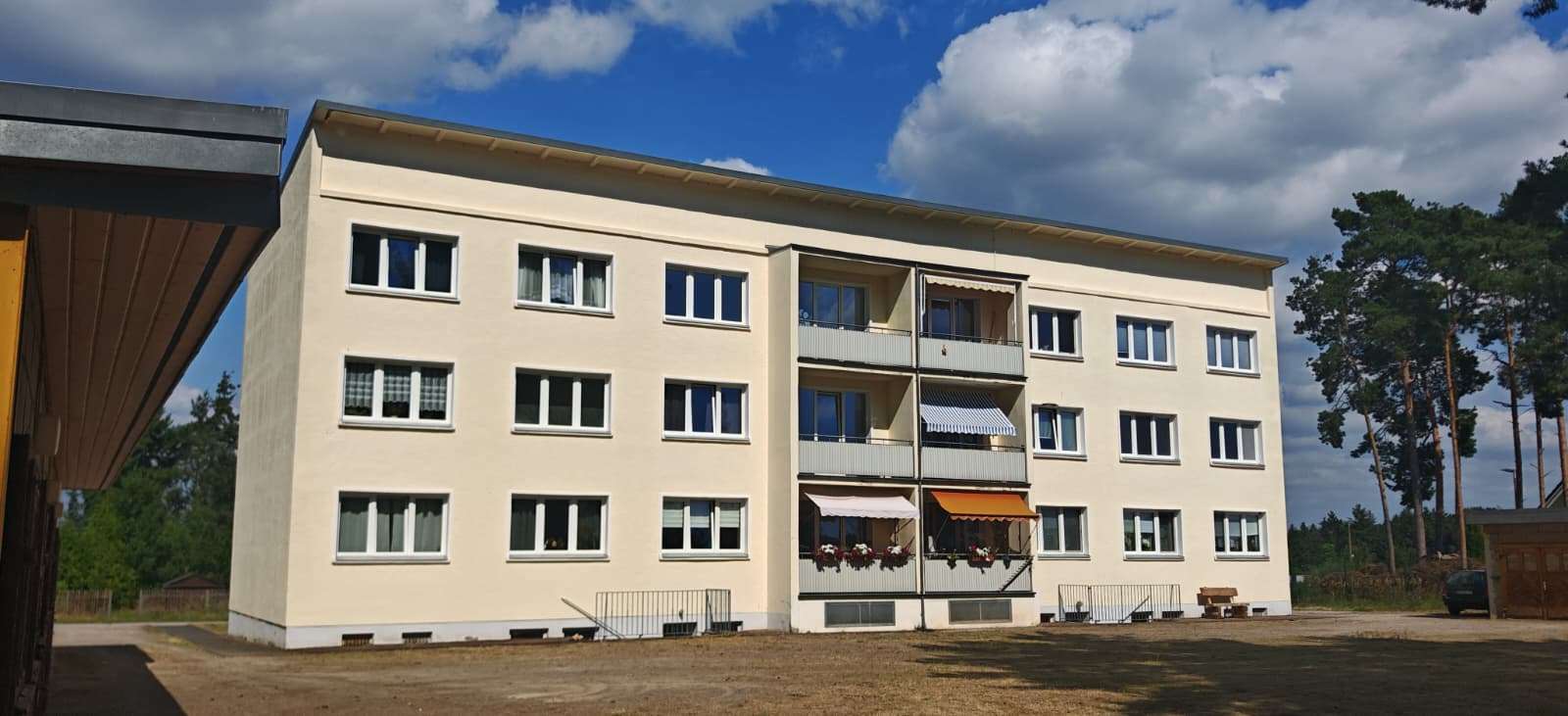 Thumbnail-Wohnung zum Mieten in Gräfenhainichen 280,00 € 57.8 m²